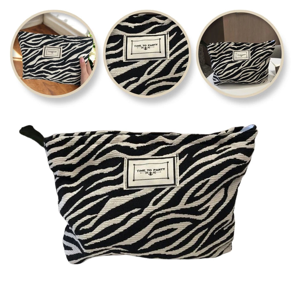 Trousse zebrata a scomparto singolo bianco e nero