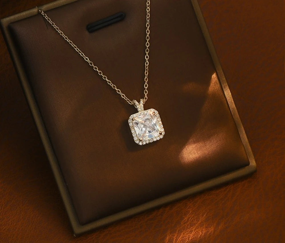 COLLANA NEW YORK