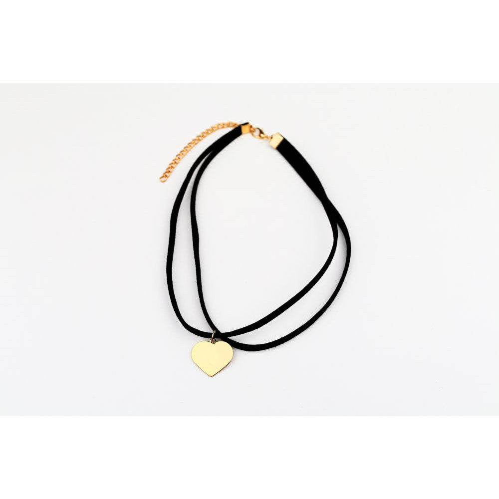COLLANA NERA CUORE DORATO
